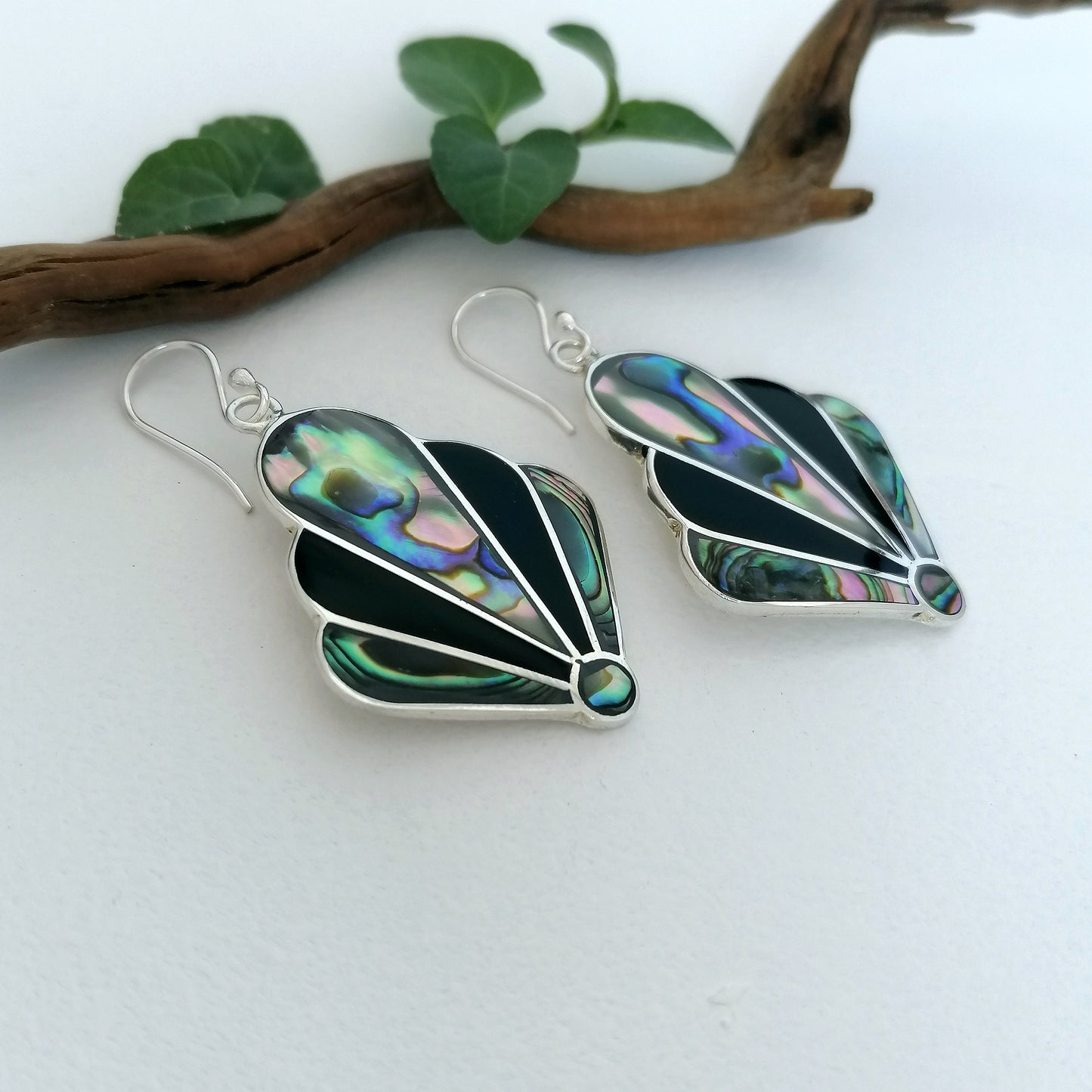 Art Deco Venus Fan Earrings - Abalone Shell