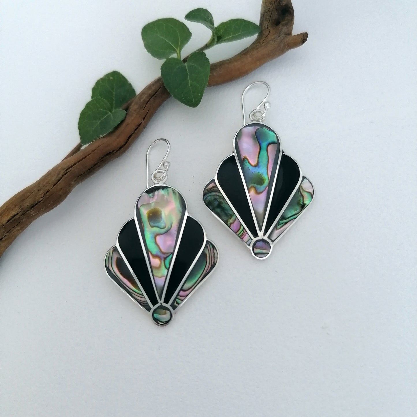 Art Deco Venus Fan Earrings - Abalone Shell