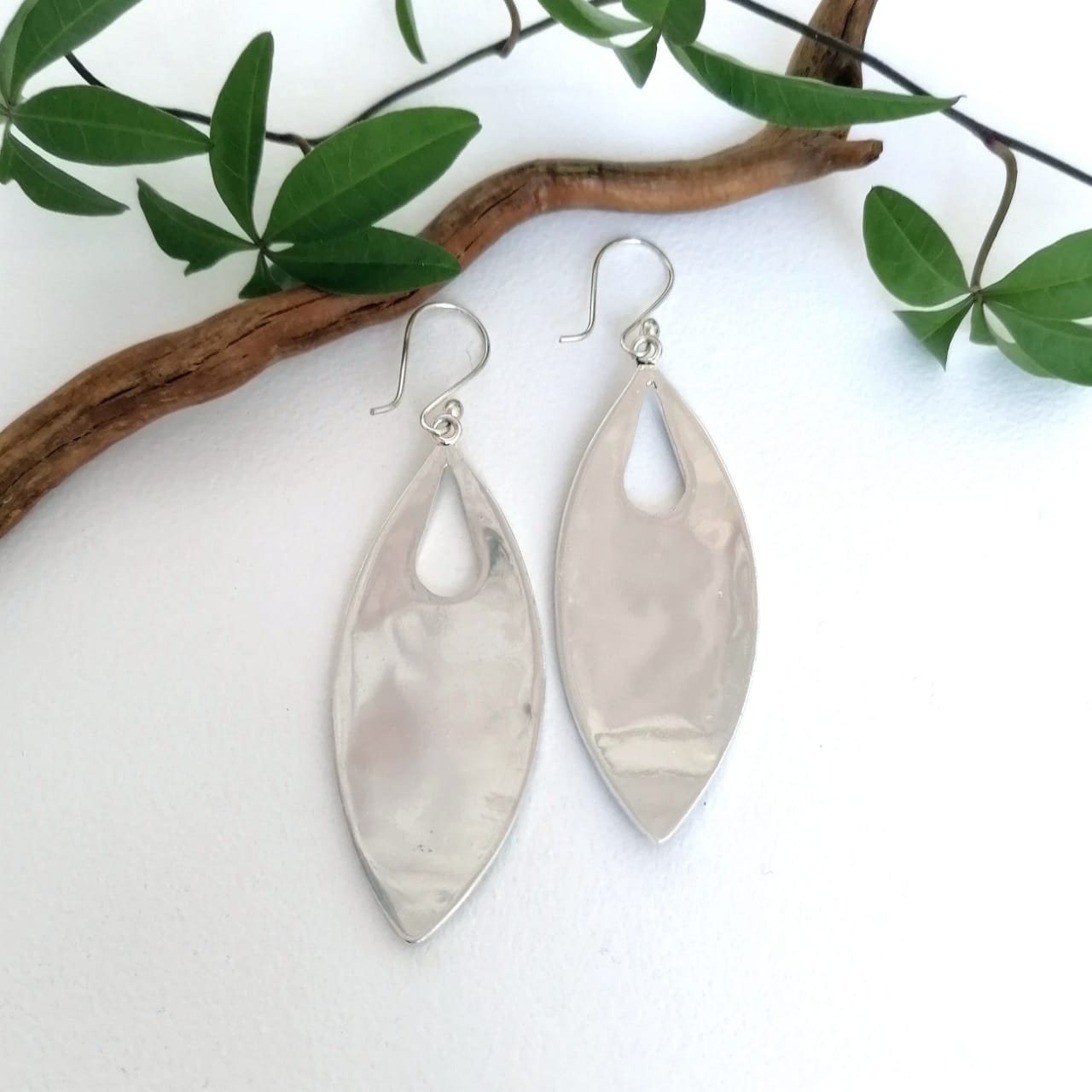 Mother of Pearl Almond Flower Earrings