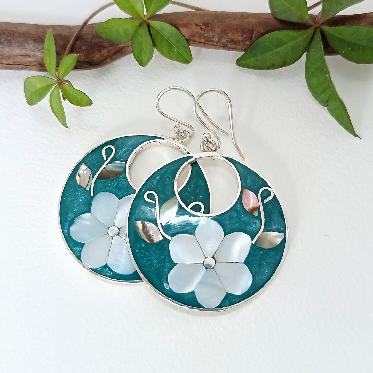 Mother of Pearl Flower Earrings